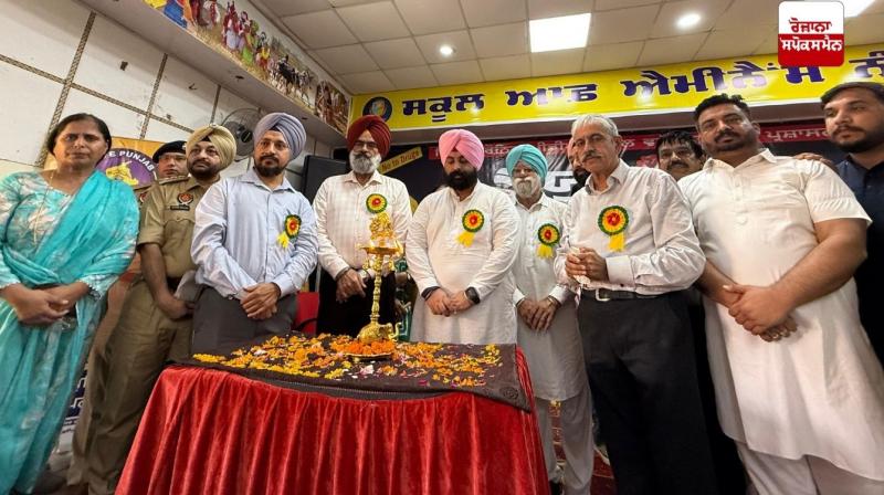 1 ਅਗਸਤ ਤੋਂ ਪੰਜਾਬ ਦੇ ਸਰਕਾਰੀ ਸਕੂਲਾਂ 'ਚ ਨਸ਼ਿਆਂ ਵਿਰੁੱਧ ਵਿਸ਼ੇ ਦੀ ਪੜ੍ਹਾਈ ਹੋਵੇਗੀ ਸ਼ੁਰੂ - ਹਰਜੋਤ ਸਿੰਘ ਬੈਂਸ 1 ਅਗਸਤ ਤੋਂ ਪੰਜਾਬ ਦੇ ਸਰਕਾਰੀ ਸਕੂਲਾਂ 'ਚ ਨਸ਼ਿਆਂ ਵਿਰੁੱਧ ਵਿਸ਼ੇ ਦੀ ਪੜ੍ਹਾਈ ਹੋਵੇਗੀ ਸ਼ੁਰੂ - ਹਰਜੋਤ ਸਿੰਘ ਬੈਂਸ