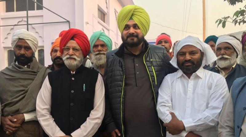 Navjot Sidhu arrives at village Burj Jawahar Singh Wala Navjot Sidhu arrives at village Burj Jawahar Singh Wala