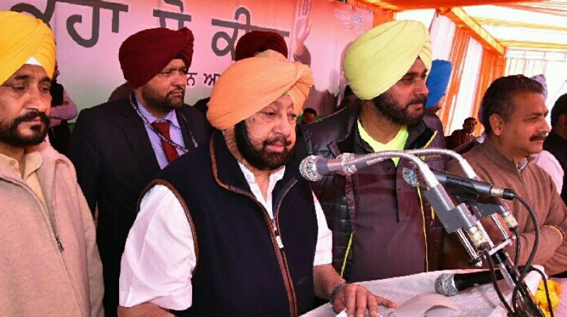 Captain Amarinder Singh announcing development projects Captain Amarinder Singh announcing development projects
