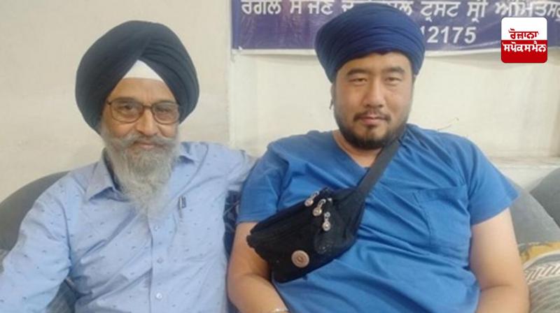 A Chinese man became a Sikh News in punjabi A Chinese man became a Sikh News in punjabi