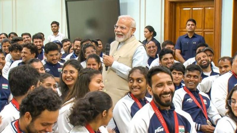 PM Narendra Modi met the stars of the Paralympic Games PM Narendra Modi met the stars of the Paralympic Games