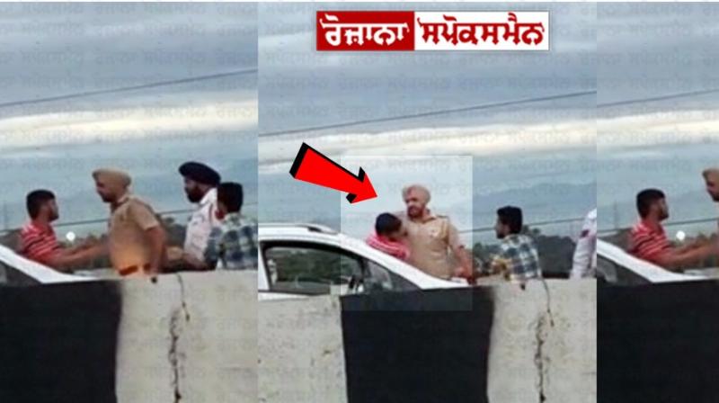 ASI slapped the private pilot who was making a video of the traffic jam, the line was present ASI slapped the private pilot who was making a video of the traffic jam, the line was present