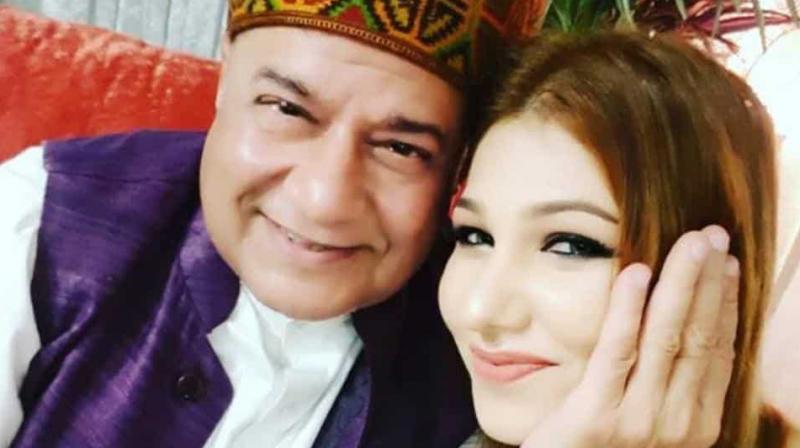 Anup Jalota with Jasleen Matharu Anup Jalota with Jasleen Matharu