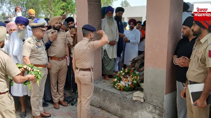 DGP Gaurav Yadav pays tributes at the funeral of martyred SI Charanjit Singh DGP Gaurav Yadav pays tributes at the funeral of martyred SI Charanjit Singh