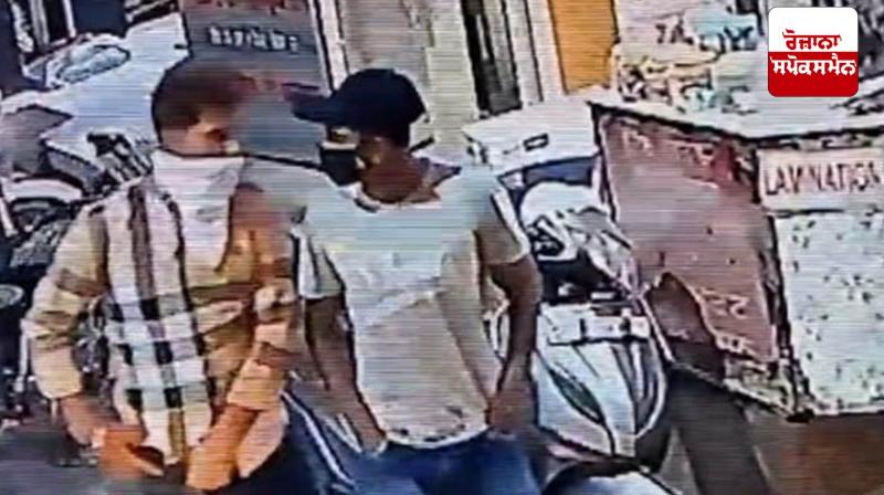 Major incident in Ferozepur, two murders 200 meters away from police station; CCTV footage of attackers surfaced Major incident in Ferozepur, two murders 200 meters away from police station; CCTV footage of attackers surfaced