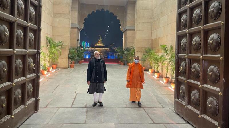 PM Modi arrives at Vishwanath Dham at midnight, inspects Banaras railway station PM Modi arrives at Vishwanath Dham at midnight, inspects Banaras railway station