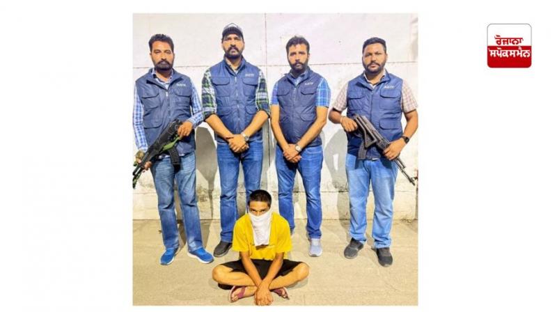 ਜਿਊਲਰ ਹਮਲੇ ਪਿੱਛੇ ਗੈਂਗਸਟਰ ਲਖਬੀਰ ਲੰਡਾ ਦਾ ਹੱਥ; ਮੁੱਖ ਸ਼ੂਟਰ ਗ੍ਰਿਫ਼ਤਾਰ ਜਿਊਲਰ ਹਮਲੇ ਪਿੱਛੇ ਗੈਂਗਸਟਰ ਲਖਬੀਰ ਲੰਡਾ ਦਾ ਹੱਥ; ਮੁੱਖ ਸ਼ੂਟਰ ਗ੍ਰਿਫ਼ਤਾਰ