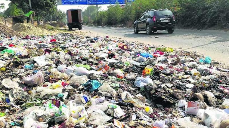 Plastic litter Plastic litter