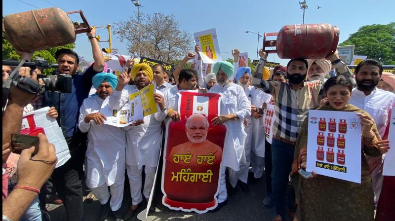 Congress Protest in Mohali Over fuel Prices 