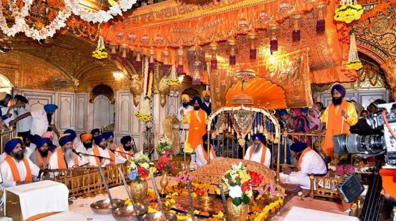 Sri Guru Granth Sahib Ji Sri Guru Granth Sahib Ji