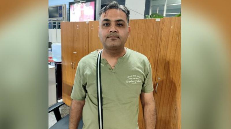 Bargari sacrilege case: Main conspirator, Sandeep Bareta, detained at Bangalore airport Bargari sacrilege case: Main conspirator, Sandeep Bareta, detained at Bangalore airport