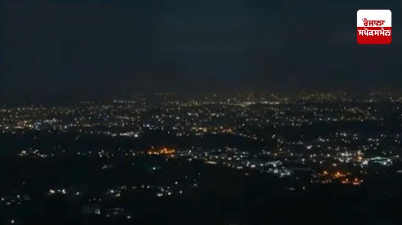 BLACKOUT BLACKOUT
