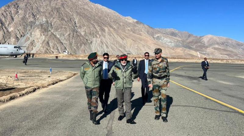 PM Modi In Kargil To Celebrate Diwali With Soldiers PM Modi In Kargil To Celebrate Diwali With Soldiers