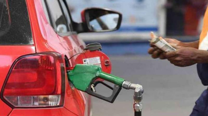 Crossing petrol 127rs in Pakistan Crossing petrol 127rs in Pakistan