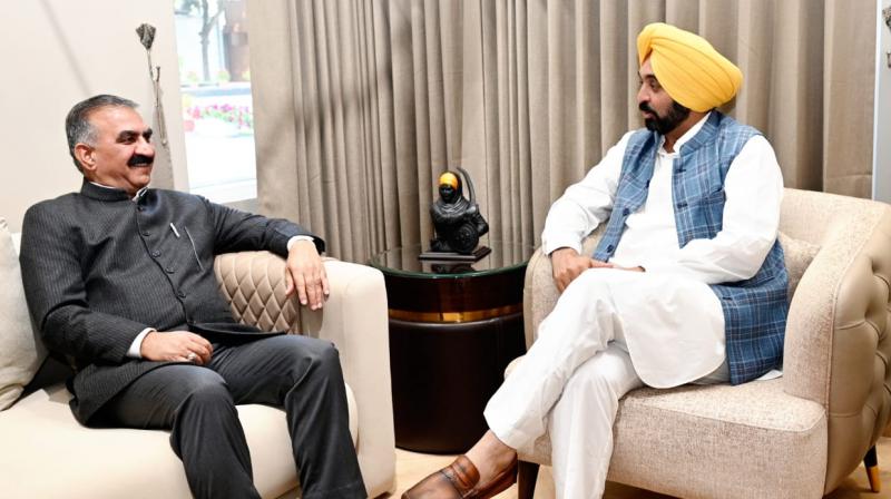 Sukhvinder Sukhu meets Bhagwant Mann