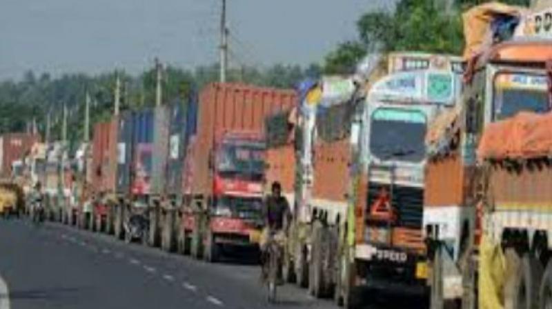 Pakistan prohibits import of 90 items of India Pakistan prohibits import of 90 items of India