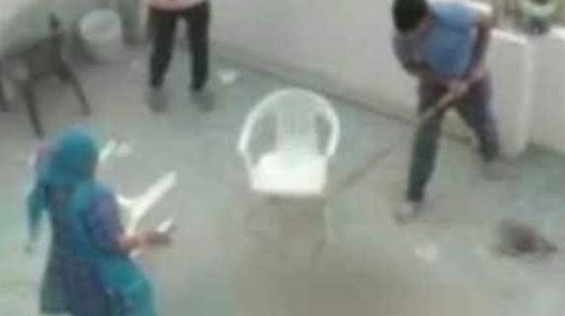 Mob Attacks on Muslim Family Mob Attacks on Muslim Family