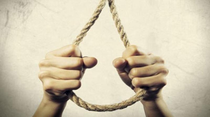 Dead body found in Rajindra park Dead body found in Rajindra park