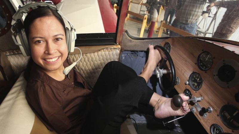 Armless pilot Jessica Cox Armless pilot Jessica Cox