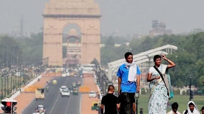 Delhi temperature weather latest updates rain in North India