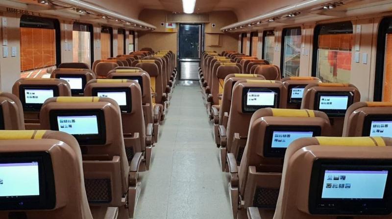 Delhi-Lucknow Tejas Express Delhi-Lucknow Tejas Express