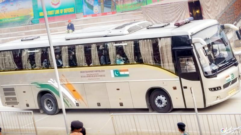 Pakistan suspends Delhi-Lahore bus service Pakistan suspends Delhi-Lahore bus service
