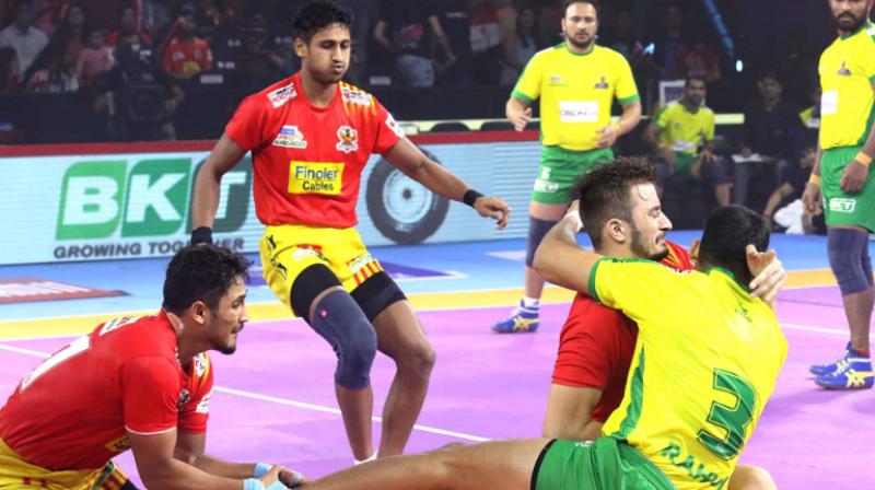 Tamil Thalaivas beat Gujarat Fortunegiants 34-28