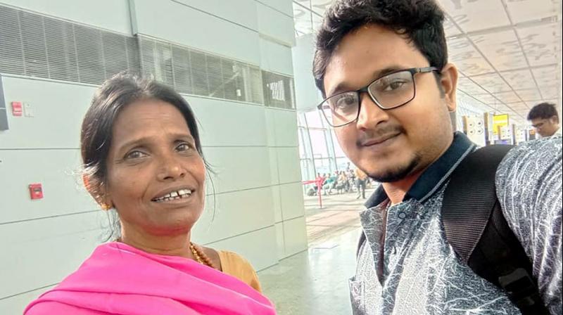 Ranu Mandal and Atindra Chakraborty Ranu Mandal and Atindra Chakraborty