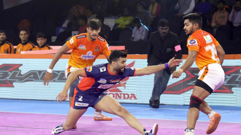 Bengal team & Puneri Paltan Bengal team & Puneri Paltan
