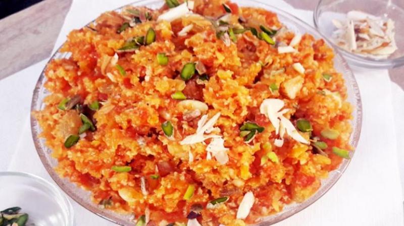 carrot-and-chikoo-halwa