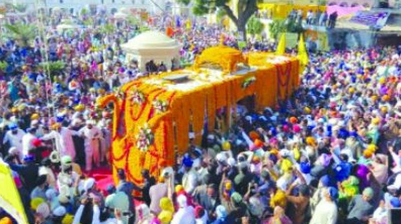  Guru Granth Sahib ji