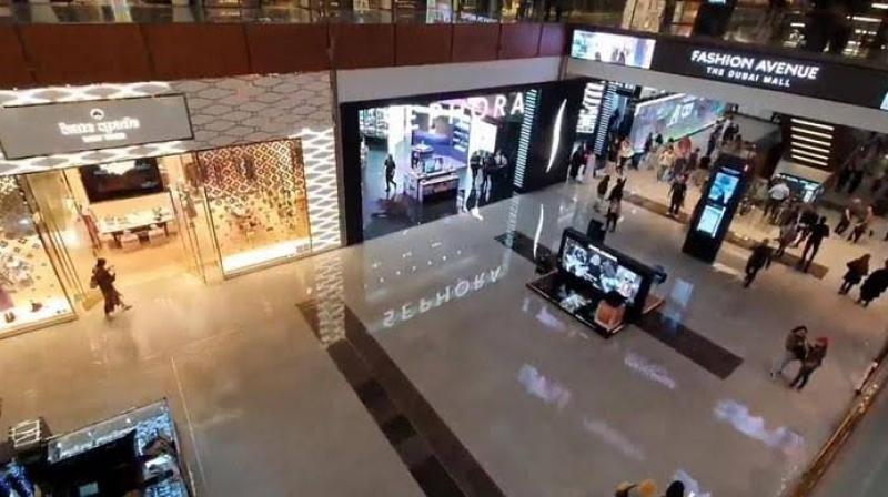 Dubai Mall flooded due to heavy rainfall Dubai Mall flooded due to heavy rainfall
