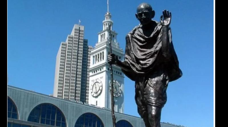 Statues and Monuments of Mahatma Gandhi Statues and Monuments of Mahatma Gandhi