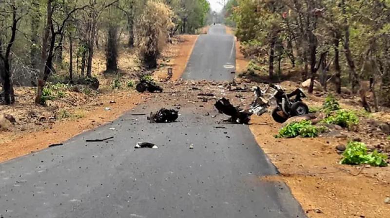 15 Policemen, Driver Killed In Maoist Attack In Maharashtra's Gadchiroli 15 Policemen, Driver Killed In Maoist Attack In Maharashtra's Gadchiroli