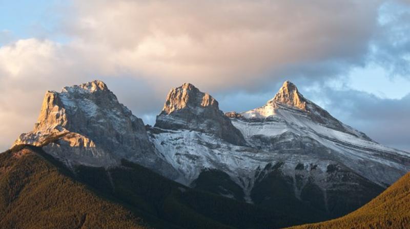 Three Sisters CANADA