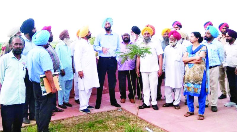 While reviewing the construction work of Kuljeet Singh Nagra and DC Baba Moti Ram Mehra Memorial Park While reviewing the construction work of Kuljeet Singh Nagra and DC Baba Moti Ram Mehra Memorial Park