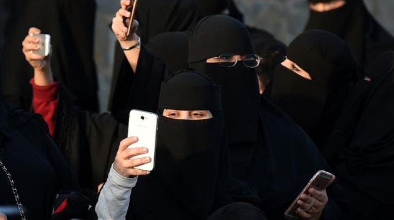 Saudi women Saudi women