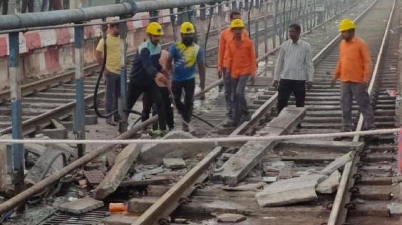 Major bridge accident in Maharashtra Major bridge accident in Maharashtra