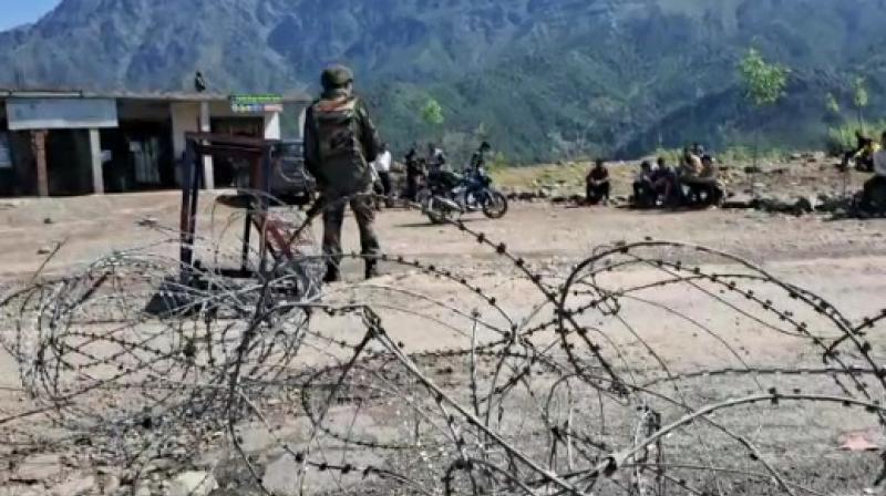 2 Army jawans killed, 4 injured in gunfight with terrorists in Rajouri