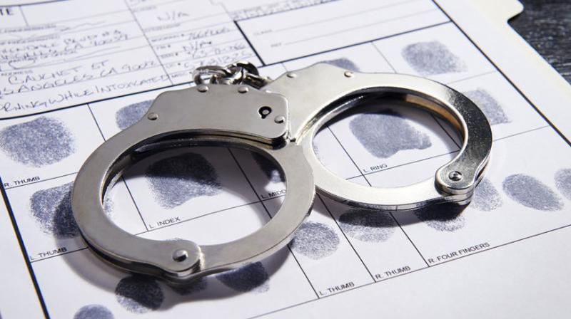 12 Indians arrested for violating visa conditions in UK 12 Indians arrested for violating visa conditions in UK