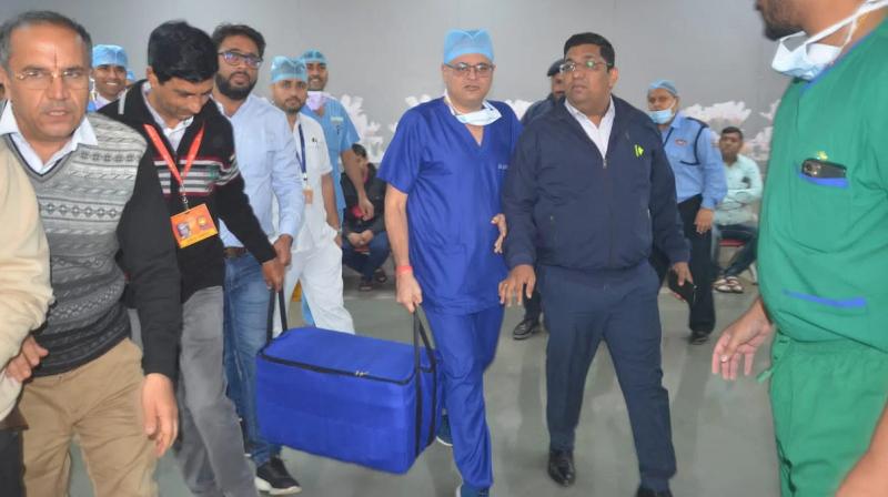 Indore man's heart flown to Pune for ailing Army soldier Indore man's heart flown to Pune for ailing Army soldier