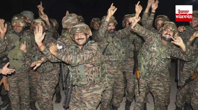 'You celebrate Diwali, we stand to protect the border', a special message of LoC jawans to the countrymen 'You celebrate Diwali, we stand to protect the border', a special message of LoC jawans to the countrymen
