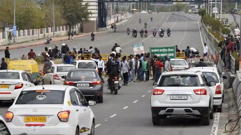 Shaheen bagh road opened after two days of talk