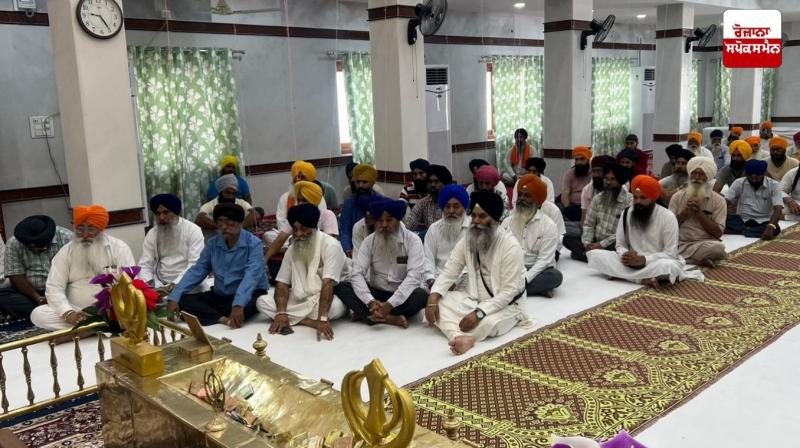 ਨੌਵੇਂ ਪਾਤਸ਼ਾਹ ਜੀ ਦੀ 350 ਸਾਲਾ ਸ਼ਹੀਦੀ ਸ਼ਤਾਬਦੀ ਨੂੰ ਸਮਰਪਿਤ ਗੁਰਦੁਆਰਾ ਧੋਬੜੀ ਸਾਹਿਬ ਅਸਾਮ ਵਿਖੇ ਸ੍ਰੀ ਅਖੰਡ ਪਾਠ ਸਾਹਿਬ ਆਰੰਭ ਨੌਵੇਂ ਪਾਤਸ਼ਾਹ ਜੀ ਦੀ 350 ਸਾਲਾ ਸ਼ਹੀਦੀ ਸ਼ਤਾਬਦੀ ਨੂੰ ਸਮਰਪਿਤ ਗੁਰਦੁਆਰਾ ਧੋਬੜੀ ਸਾਹਿਬ ਅਸਾਮ ਵਿਖੇ ਸ੍ਰੀ ਅਖੰਡ ਪਾਠ ਸਾਹਿਬ ਆਰੰਭ