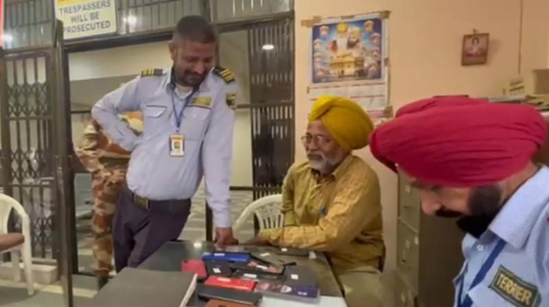 IT raid on Trident and Crimica Group: 35 teams of Income Tax Department reached Ludhiana IT raid on Trident and Crimica Group: 35 teams of Income Tax Department reached Ludhiana