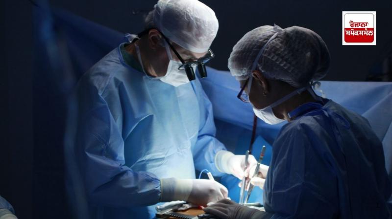 Four women delivered in the light of a mobile phone at a government health centre Four women delivered in the light of a mobile phone at a government health centre