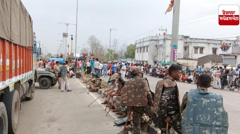 Two people beaten to death by tribal mob in Madhya Pradesh Two people beaten to death by tribal mob in Madhya Pradesh