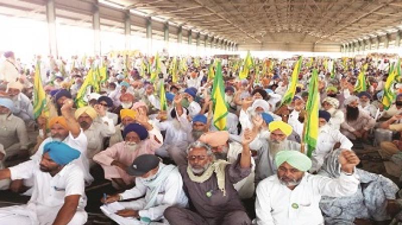 Farmers Protest against Bank System