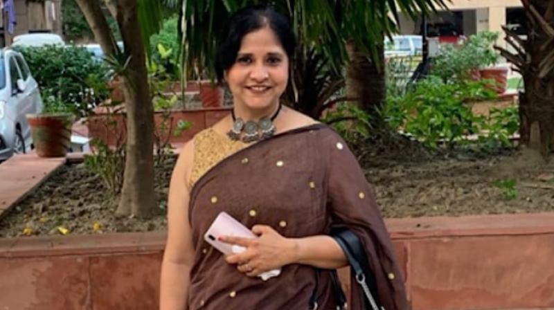 The restaurant did not give entry to the woman who arrived wearing a sari The restaurant did not give entry to the woman who arrived wearing a sari