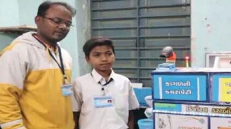Student Om Gupta with his teacher Student Om Gupta with his teacher